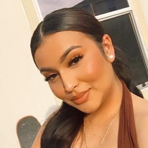 Meet your Posher, Iramar